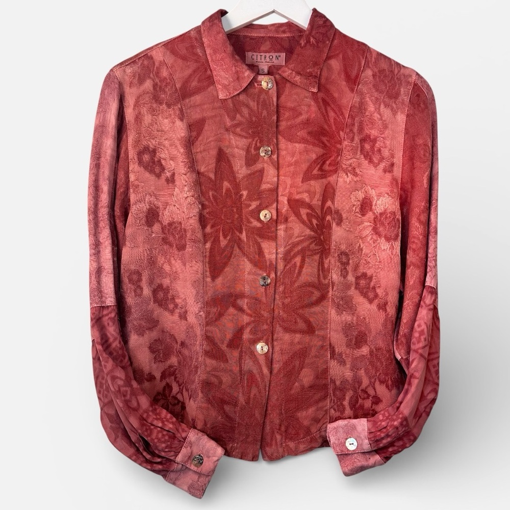 Citron Santa Monica Silk Button Up Light Red Floral Textured Blouse Small